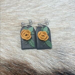 Rose Earrings with Green Leaves